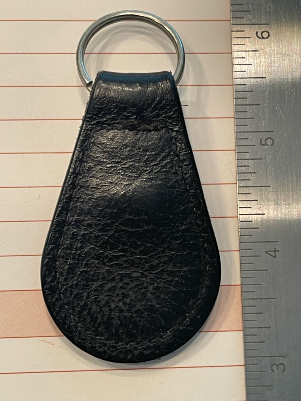 Alpha Romeo Milano Leather Keychain - Black with Enamel Crest - Picture 2 of 3